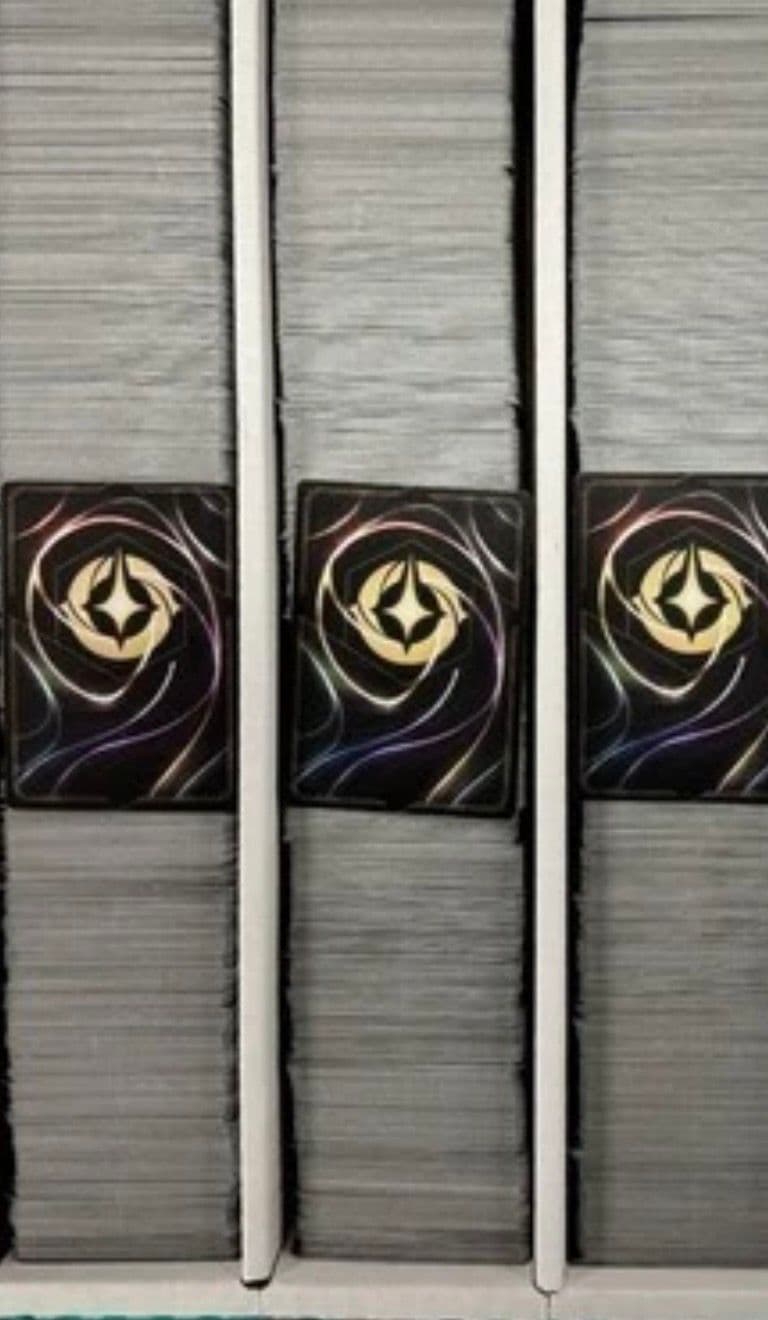 Over 30k Cards! Bull/foils/ everything